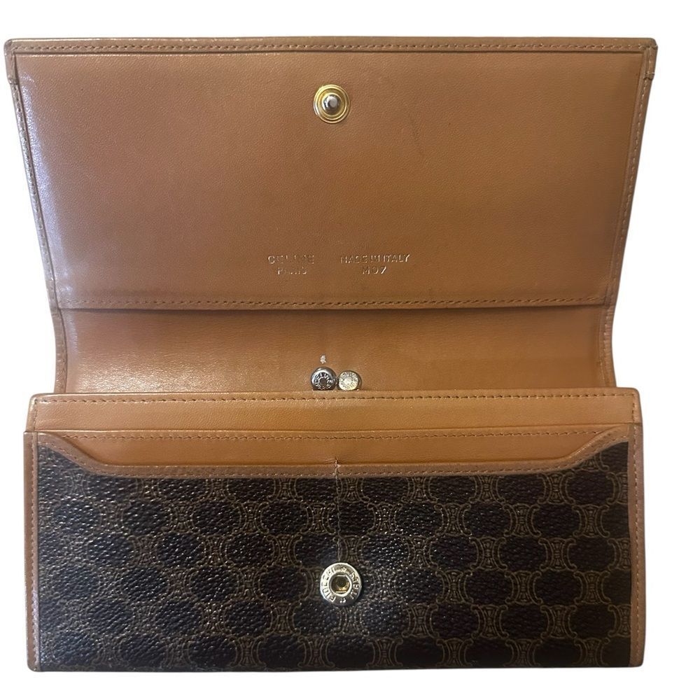 Celine Kisslock Wallet - Picture 10 of 14